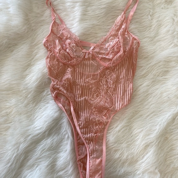 light pink lace bodysuit - Picture 1 of 4